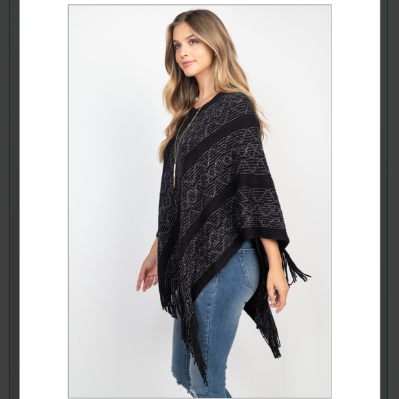 New! Ladies Black & Silver Metallic Poncho - Picture 5 of 9